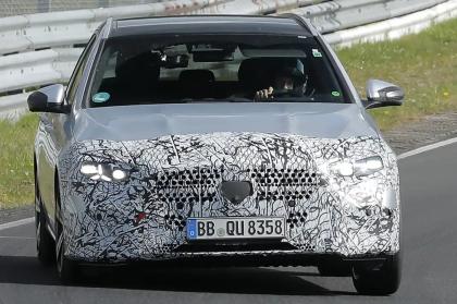 Πιάστηκε στα «πράσα» η facelifted Mercedes-Benz C-Class